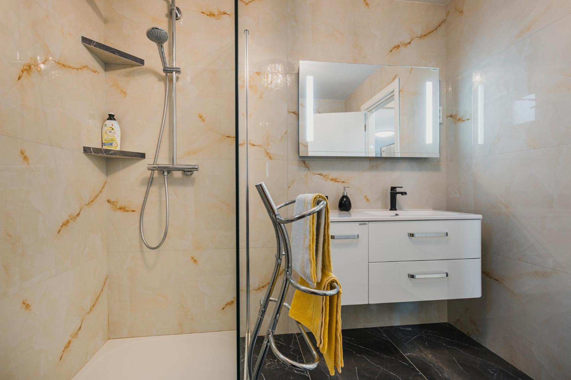 Bluemarine Apartment อูมัค ภายนอก รูปภาพ